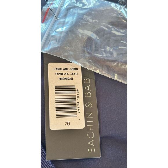 Sachin & Babi Parklane Gown in Midnight NWT Size 20 - Picture 5 of 5